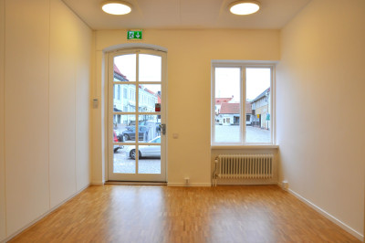 Entré UTHYRES - Hästtorget 1