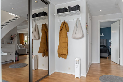 Hall Elsa Birgers väg 24