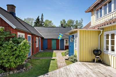 Innergård Mellby 523