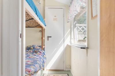 Sovrum Luttehacksvägen 6