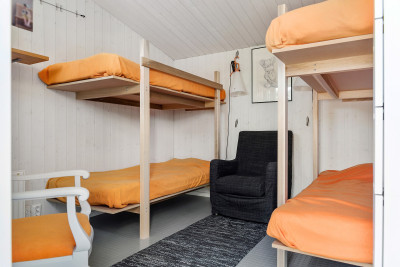 Attefall sovrum 2 Attefall sovrum 2 Kolonivägen 39