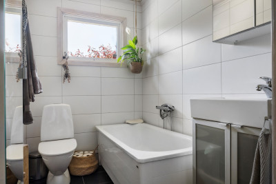  Kastgränd 8