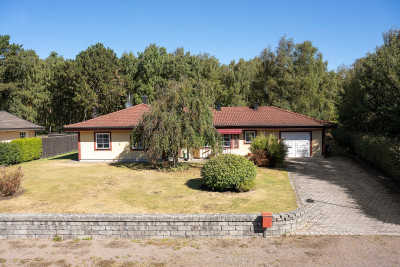 Exteriört Tillflyktsvägen 9