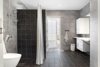 Badrum 2 Långgatan 4