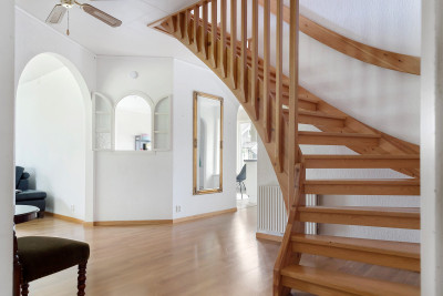 Hall Lingonstigen 18