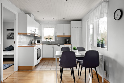 Kök Lodjursvägen 10