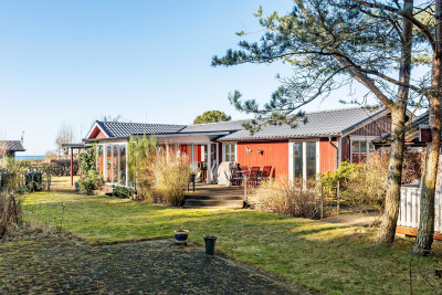 Trädgårdssida Södra Strandvägen 95