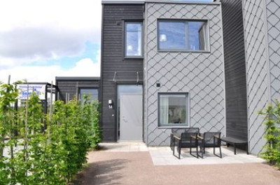 Framsida Tors väg 1A