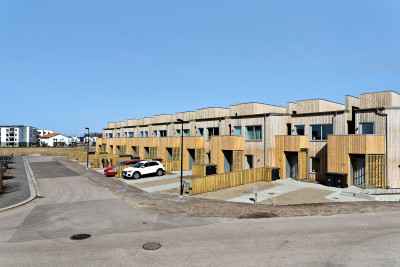 Framsida Framsida Iduns väg 2A