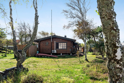 Trädgårdssida Tärnvägen 4 + Tärnvägen 4 A