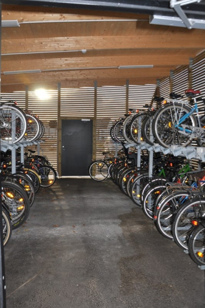 Cykelförråd UTHYRES Stationshuset Båstad