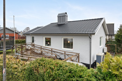 Framsida Framsida Violvägen 7