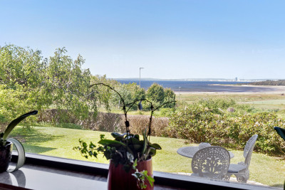 Vy från vardagsrum Bergsvägen 20