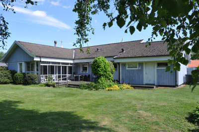 Trädgårdssida Kärrvägen 9