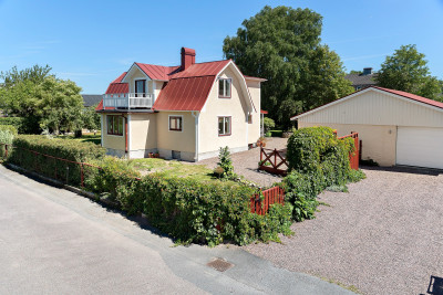 Framsida Mellangatan 4