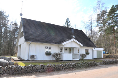 Framsida Oxelvägen 12